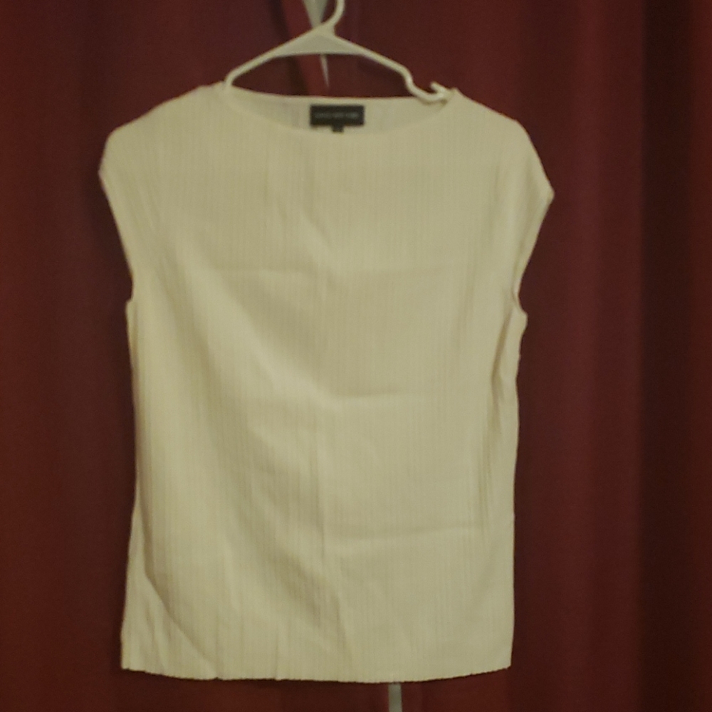 Jones New York cream color sweater